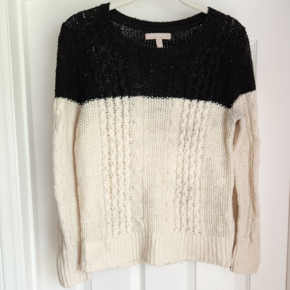 Banana Republic Two Toned Sweater, Size Small